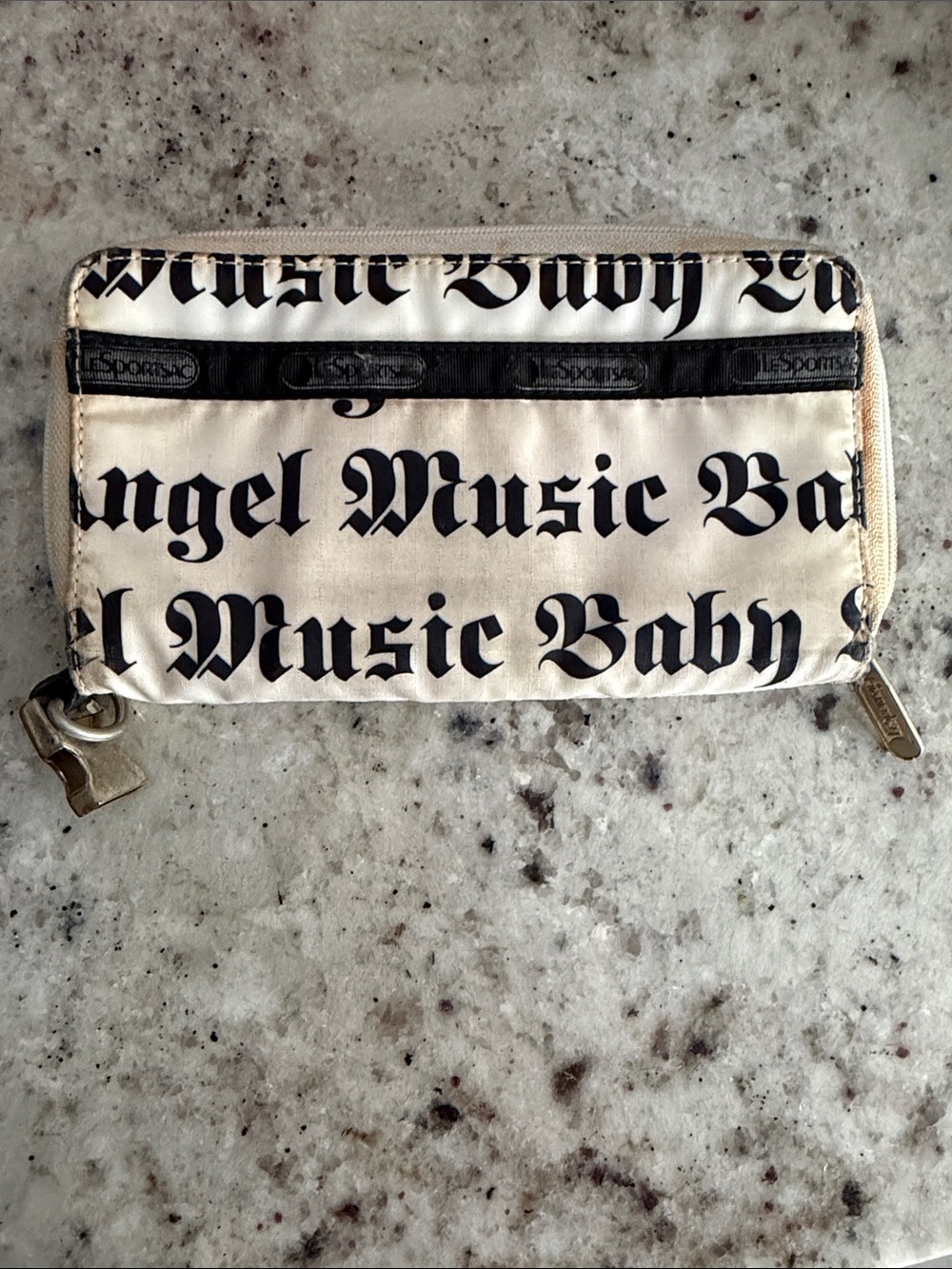 L.A.M.B. x LeSportsac Wallet Wristlet Clutch White / Black Old English Font Lamb
